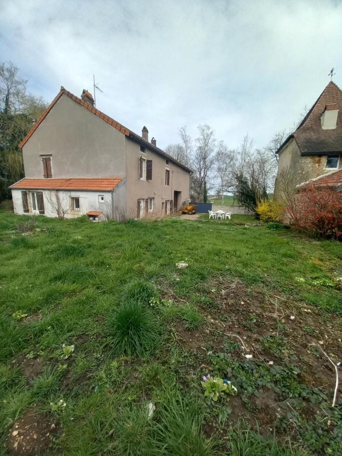 L'Univers, Vous Et Nous Pouilly-sur-Vingeanne Экстерьер фото