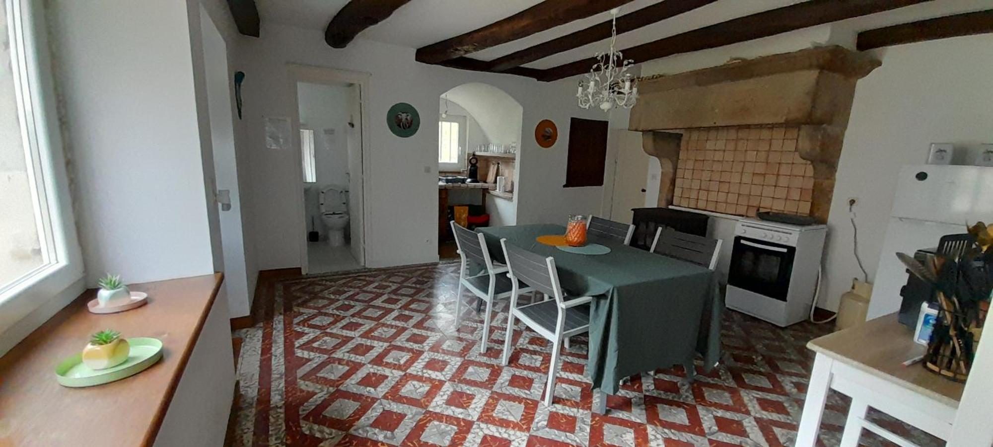 L'Univers, Vous Et Nous Pouilly-sur-Vingeanne Экстерьер фото